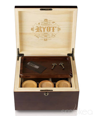 RYOT 11x10 Walnut LOCK-R Box
